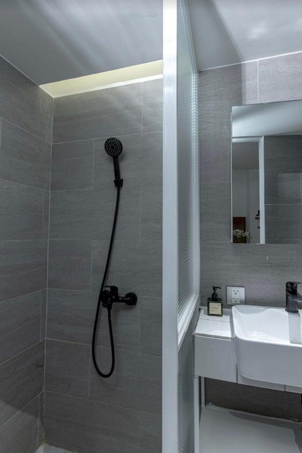 Khách sạn hẻo lánh M Village Living Vo Thi Sau *